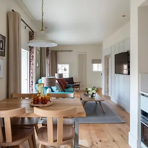 Apartahotel Cheval Abbey Apartments, At Holyrood, Edimburgo